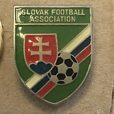 Pin’s Slovak Football Association Fédération Slovaquie Badge 90 picture