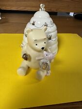 LENOX Pooh's Gift of Friendship Keepsake Box beehive  with COA 2002 New picture