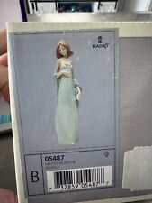 Lladro 5487 ~ Ingenue ~ Vestido De Noche ~ Figurine with Box Gorgeous Condition picture