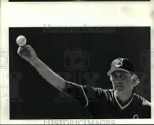 1987 Press Photo Phil Niekro, Indians baseball - cvb51951 picture