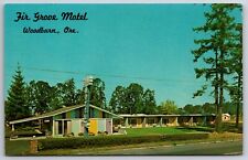 Woodburn Oregon~Modern Roadside Fir Grove Motel~US Highway 99E~1960s Postcard picture