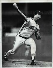 1989 Press Photo Cleveland Indians Pitcher Tom Candiotti - cvb61397 picture