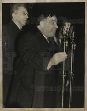 1937 Press Photo New York Mayor LaGuardia Closes His Campaign in Harlem NYC picture