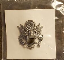 US AIR FORCE CAP BADGE BERET INSIGNIA FEMALE COMMISSIONED OFFICERS NIP VTG 1981 picture