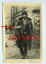 1940 ORIGINAL PHOTO JEW JEWISH MAN W ARM BAND IN GHETTO POLAND picture