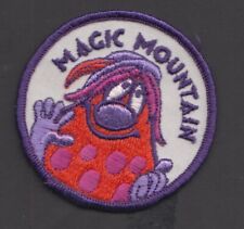 Vintage MAGIC MOUNTAIN Round Souvenir Patch Emblem picture