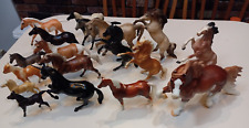 Mixed Lot Of 18 Breyer, Diamond P, Heartland Plastic Horses Large & Small Horses picture