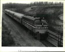 1994 Press Photo Amtrak train arriving in Rensselaer, New York - tua67008 picture