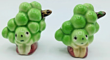 Vintage 1950s Anthropomorphic Green Grapes Salt & Pepper Shakers Japan picture