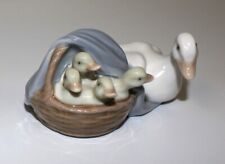 Lladro Mother Goose with 4 Ducklings in a Basket Porcelain Gloss Figurine, 4895 picture