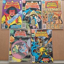 Batman and the Outsiders Mark Jeweler Comic Lot 1983 #11,16-17,19,22 DC Comics picture