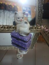 Vintage Cat Kitty Porcelain Trinket Box 3.75