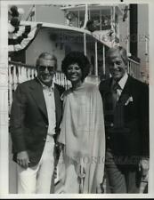 1976 Press Photo Perry Como (left), Leslie Uggams, Dick Van Dyke. picture