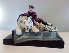 Catwoman: A Tigress Among Tigers statue Warner Brothers Studios 40/2500 RARE picture