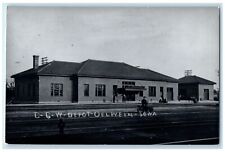 c1960's CGW Depot Oelwein Iowa Exterior Train Depot Station RPPC Photo Postcard picture