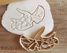 Triceratops Dinosaur Skull Bone Cookie Cutter Pastry Fondant Biology Dino picture