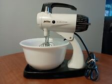 Vintage Sunbeam Mixmaster Model 12 Mixer W/ Pyrex Milk Glass Bowl Tested Works picture
