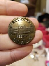 VINTAGE SOUVENIR PIN REICHSTAG BESUCH IN BERLIN GERMANY picture