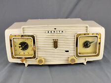 Vintage 1954 Zenith Model L520W Clock Radio, Ivory, Radio Works. picture