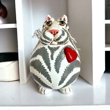 VTG 1998 Vicki Thomas White Gray Stripe Gourd Cat Valentine’s Red Heart Figurine picture