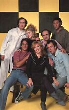 Andy Kaufman Tony Danza Marilu Henner Cast TV Show Taxi Chrome Vintage Postcard picture