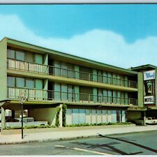c1960s San Francisco, CA Fisherman's Wharf Motel Midcentury Modern Flying A A211 picture