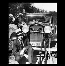 BONNIE & CLYDE 1932 Ford Car PHOTO,Great Depression Gangster Clyde Barrow + Guns picture