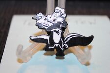 looney tunes pepe le pew pin picture