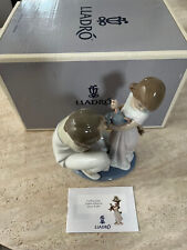LLADRO 5989 A MOTHERS TOUCH - RETIRED with ORIGINAL BOX RARE GREAT CONDITION picture