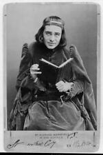 Richard Mansfield as King Richard III,1889,Theatrical Performance,Holding Book picture
