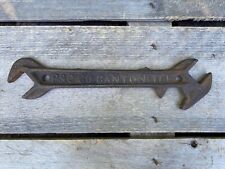 Antique Cast Iron Tool Parlin & Orendorff Co. Wrench Plow Implement Tractor picture