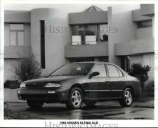 1992 Press Photo 1993 Nissan Altima GLE - cvb17132 picture