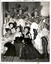 LG932 1952 Original Photo GAY NINETIES Pretty Women CANCAN DANCERS IN PARIS picture