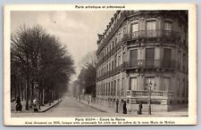 Postcard Paris VIIIth Cours la Reine France picture