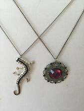 2 VTG Necklaces w/ Silver pendants: 18