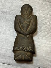 The ancient stone woman is an artifact of the Scythian culture.3-5 CENTURY picture