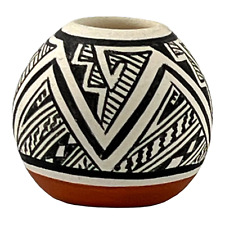Native American Miniature Seed Pot Kimo DeCora Pottery Signed Isleta Pueblo picture