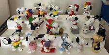 16 SNOOPY PVC Figures Tennis Astronaut Disco Skier Bowling Cake Vintage Peanuts picture