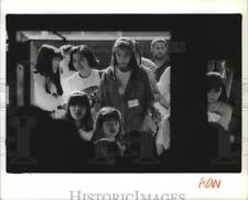 1990 Press Photo A group of Mukogawa students tour the SFCC campus. - spa46776 picture