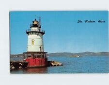 Postcard The Hudson River Lighthouse At Tarrytown New York USA picture