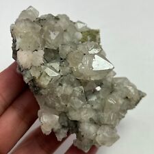 147gNatural Himalayan white crystal crystal crystal cluster crystal mineralsA119 picture