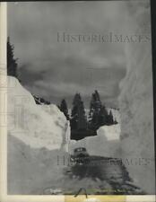 1950 Press Photo Chinook Pass, Washington - spx14439 picture