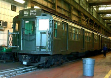5x7 COLOR PHOTO NYC SUBWAY R-4 #484 INSIDE 207 ST MAIN SHOP JULY 10, 2008 picture