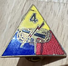 Vintage 4th armored division hat badge DI picture