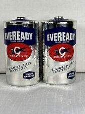 2 Vintage EVERREADY 9- Nine Lives Flashlight Battery Size D Cell No 950 25-cent picture
