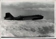 1966 Press Photo Lead B-57 circles over Dak, Vietnam to wait for strike call picture
