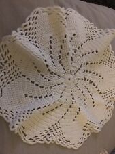 LARGE  Hand CROCHETED VINTAGE  WHITE 18