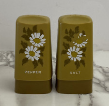 Vintage Salt And Pepper Shakers 70’s Retro Green Plastic Daisies Decoration Only picture