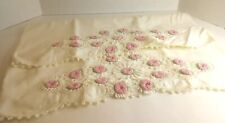 Vintage Set Of 2 Crocheted Embroidered Pillowcases Crochet Edge Floral 32x21 In picture