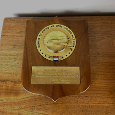 Vintage UNITED AIRLINES 100,000 Mile Club Plaque, MCM 50s, 60s Aviation Airplane picture